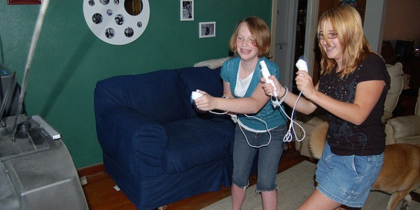 kids playing wii